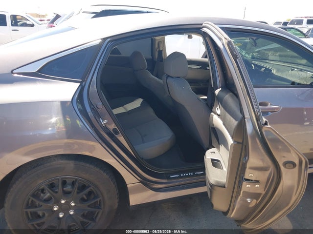 Продажа на аукционе авто 2017 Honda Civic Lx, vin: 19XFC2F50HE028402, номер лота: 45505563