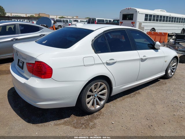 Продаж на аукціоні авто 2011 Bmw 328i, vin: WBAPH5C50BF093949, номер лоту: 45505575