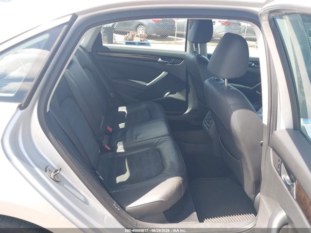 1VWCN7A37EC085406 Volkswagen Passat 2.0l Tdi Sel Premium