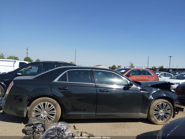 45505631 :رقم المزاد ، 2C3CCAGT8DH505882 vin ، 2013 Chrysler 300 300s مزاد بيع