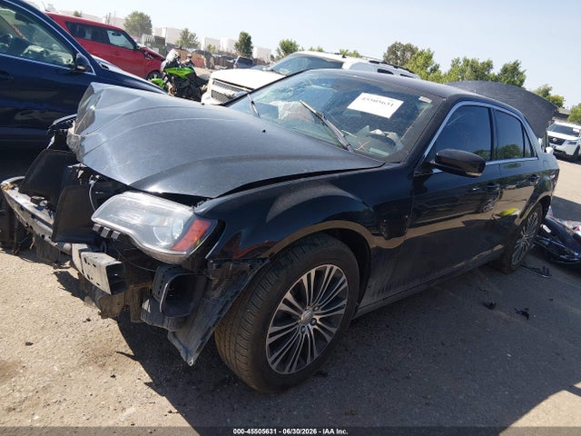 45505631 :رقم المزاد ، 2C3CCAGT8DH505882 vin ، 2013 Chrysler 300 300s مزاد بيع