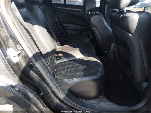 45505631 :رقم المزاد ، 2C3CCAGT8DH505882 vin ، 2013 Chrysler 300 300s مزاد بيع