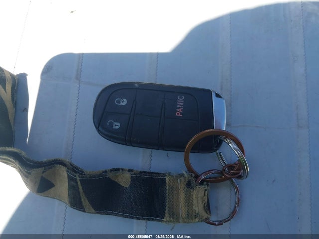 3C4PDCBG1HT532130 Dodge Journey Sxt