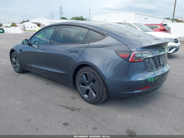 Tesla Model 3 Standard Range Plus Rear-wheel Drive 2021 5YJ3E1EA0MF096824 Image 3