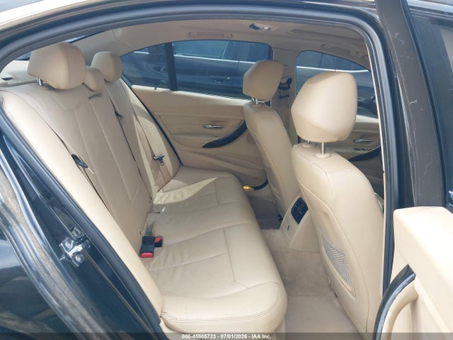 2012 Bmw 328i მანქანა იყიდება აუქციონზე, vin: WBA3A5G58CNP17016, აუქციონის ნომერი: 45505723