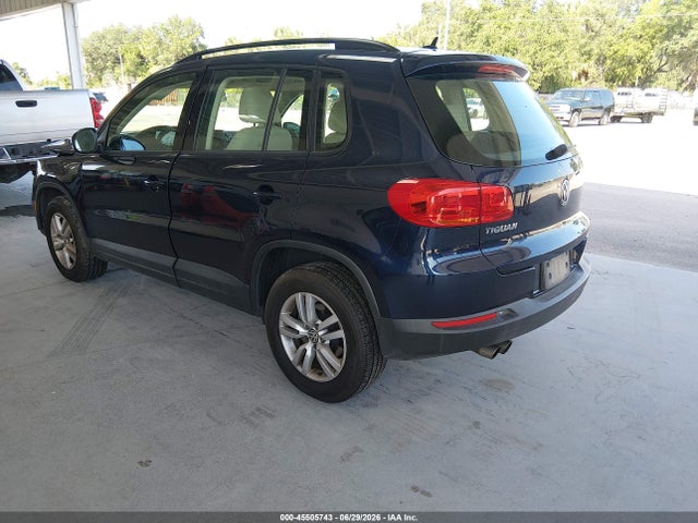 2016 Volkswagen Tiguan S მანქანა იყიდება აუქციონზე, vin: WVGBV7AX4GW587837, აუქციონის ნომერი: 45505743