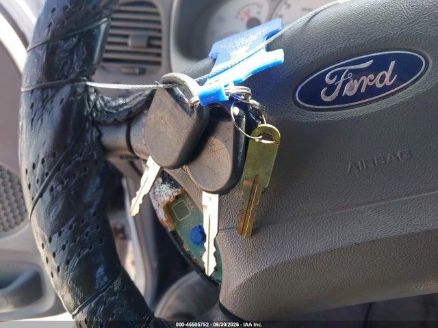 2001 Ford Explorer Sport Trac მანქანა იყიდება აუქციონზე, vin: 1FMZU67E21UB50777, აუქციონის ნომერი: 45505752