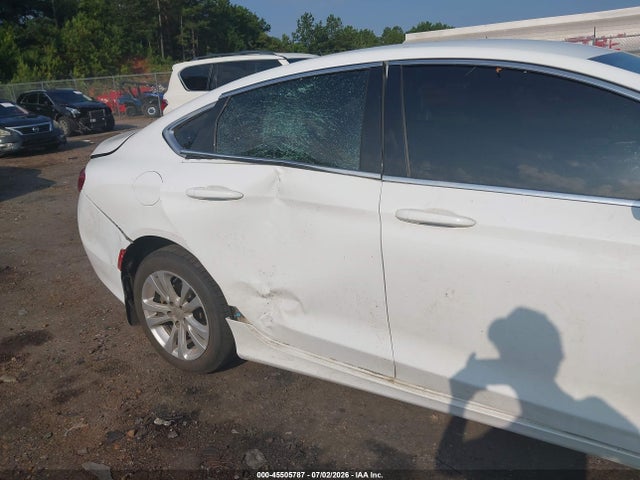 Продаж на аукціоні авто 2015 Chrysler 200 Limited, vin: 1C3CCCAB0FN569131, номер лоту: 45505787