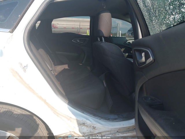 Продаж на аукціоні авто 2015 Chrysler 200 Limited, vin: 1C3CCCAB0FN569131, номер лоту: 45505787