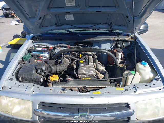 45505815 :رقم المزاد ، 2CNBE13C9X6920776 vin ، 1999 Chevrolet Tracker مزاد بيع