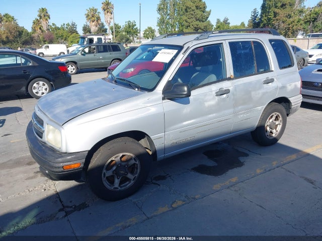 45505815 :رقم المزاد ، 2CNBE13C9X6920776 vin ، 1999 Chevrolet Tracker مزاد بيع