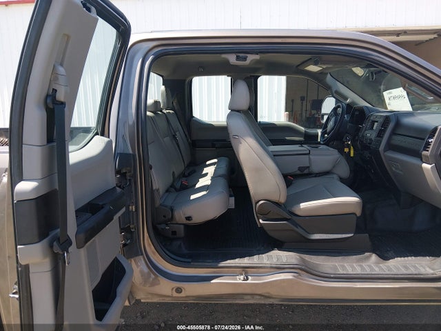 1FT7X2B68LEE63812 Ford F-250