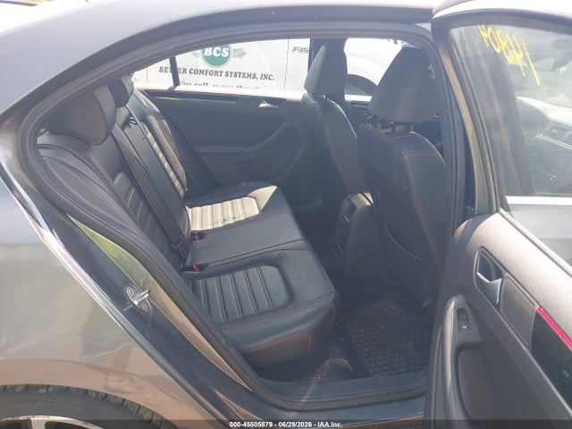 2018 Volkswagen Jetta 2.0t Gli მანქანა იყიდება აუქციონზე, vin: 3VW4T7AJ9JM229507, აუქციონის ნომერი: 45505879