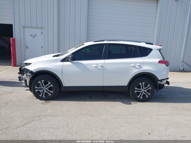 Aukcja sprzedaży 2018 Toyota Rav4 Le, vin: JTMZFREV9JJ727521, numer aukcji: 45505880