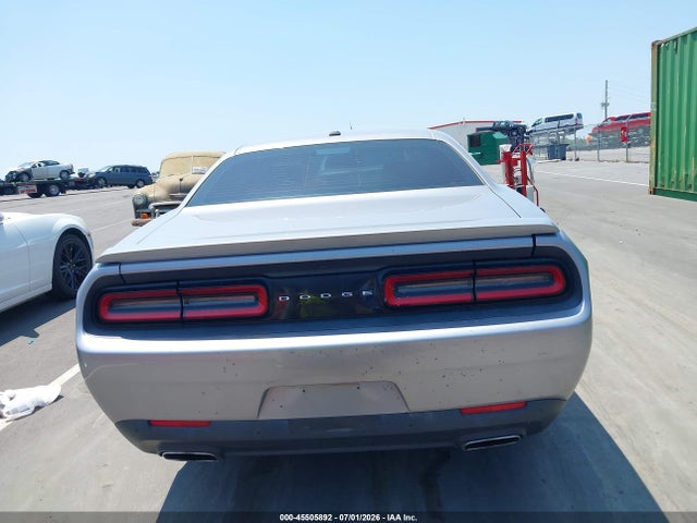 2016 Dodge Challenger Sxt მანქანა იყიდება აუქციონზე, vin: 2C3CDZAG9GH166237, აუქციონის ნომერი: 45505892