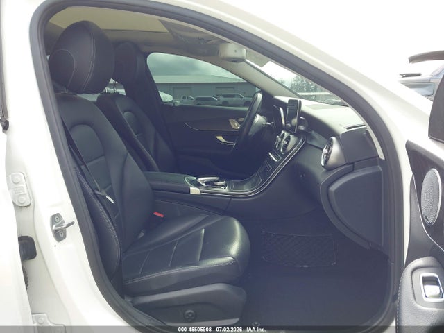 55SWF4KB8GU168090 Mercedes-Benz C 300 4matic