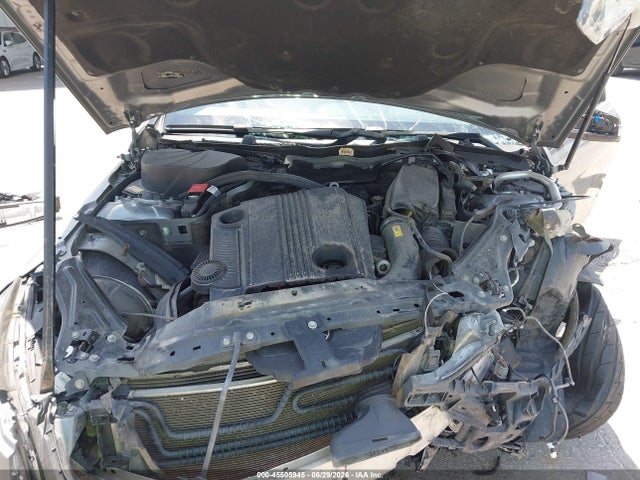 Aukcja sprzedaży 2015 Mercedes-benz C 250, vin: WDDGJ4HB1FG390881, numer aukcji: 45505945