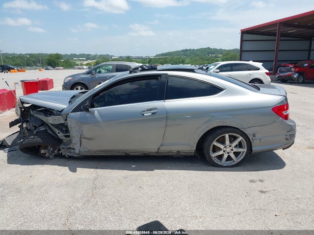 Aukcja sprzedaży 2015 Mercedes-benz C 250, vin: WDDGJ4HB1FG390881, numer aukcji: 45505945