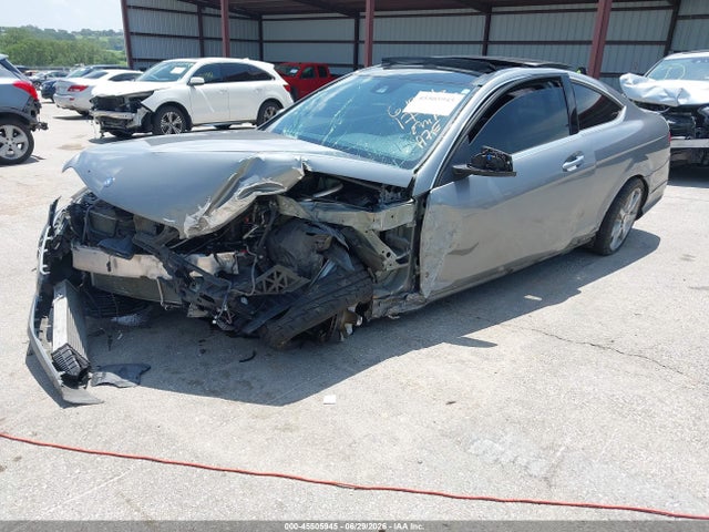 Aukcja sprzedaży 2015 Mercedes-benz C 250, vin: WDDGJ4HB1FG390881, numer aukcji: 45505945