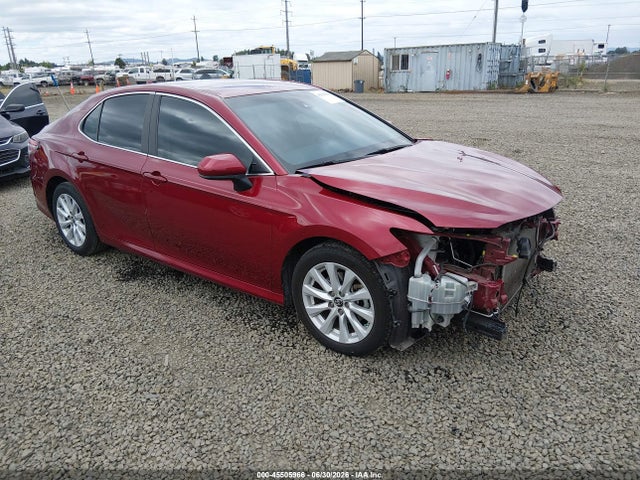 2019 4T1B11HK1KU717693 главное изображение