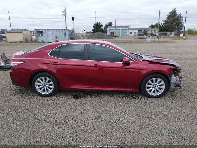 4T1B11HK1KU717693 Toyota CAMRY LE