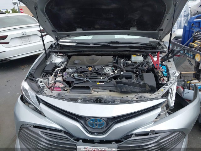 4T1B21HK3JU007562 Toyota Camry Hybrid Xle