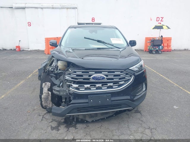 2FMPK4K91NBA94161 Ford Edge Titanium