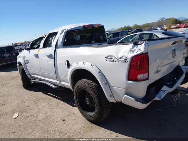 1C6RR7FTXKS673075 RAM 1500 Classic Tradesman 4x4 6&#039;4 Box