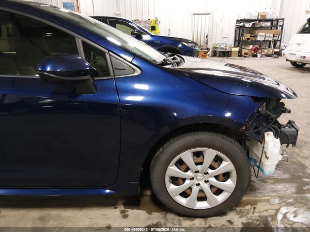 2021 Toyota Corolla Le მანქანა იყიდება აუქციონზე, vin: JTDEPMAE0MJ183595, აუქციონის ნომერი: 45506048