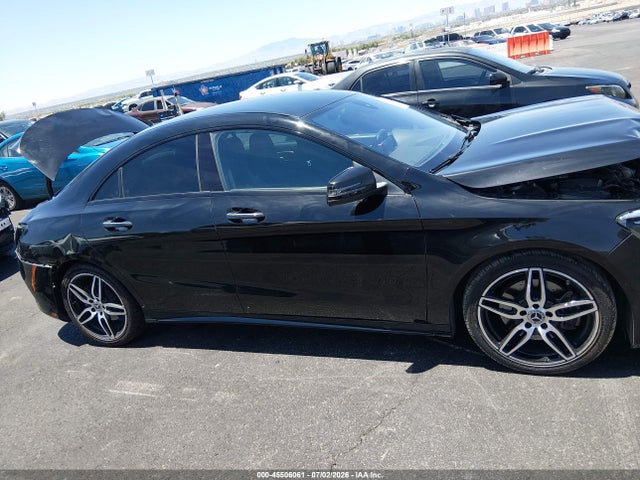 WDDSJ4EB7JN678424 Mercedes-Benz CLA 250