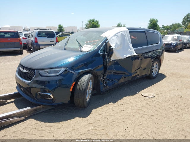 2025 Chrysler Pacifica Select მანქანა იყიდება აუქციონზე, vin: 2C4RC1BG1SR555997, აუქციონის ნომერი: 45506063