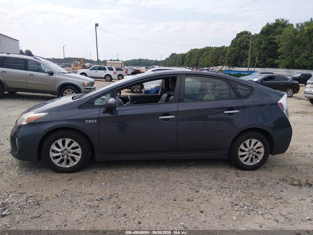 2013 Toyota Prius Plug-in მანქანა იყიდება აუქციონზე, vin: JTDKN3DP9D3039225, აუქციონის ნომერი: 45506090