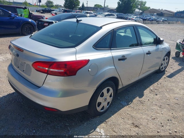 Продажа на аукционе авто 2017 Ford Focus S, vin: 1FADP3E20HL221719, номер лота: 45506128