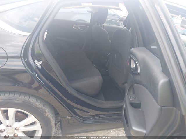 Продажа на аукционе авто 2015 Chrysler 200 Limited, vin: 1C3CCCAB6FN576665, номер лота: 45506137