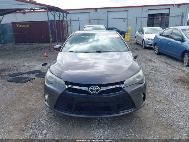2015 Toyota Camry Xse მანქანა იყიდება აუქციონზე, vin: 4T1BF1FK9FU921832, აუქციონის ნომერი: 45506227