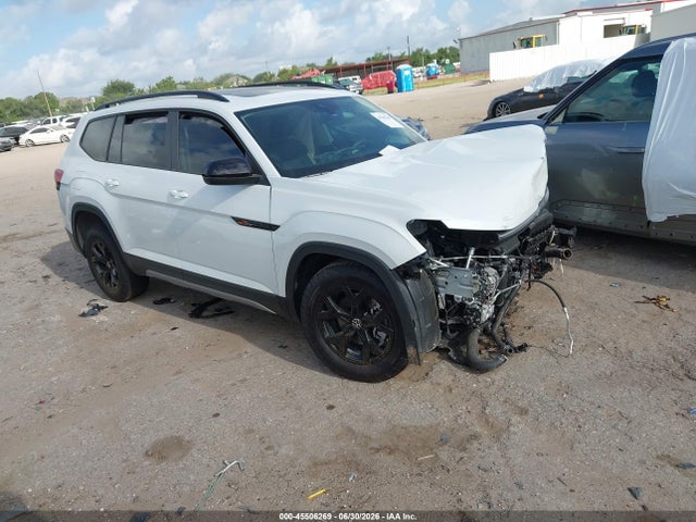 Продажа на аукционе авто 2026 Volkswagen Atlas Peak Edition, vin: 1V2CN2CA2TC545083, номер лота: 45506269