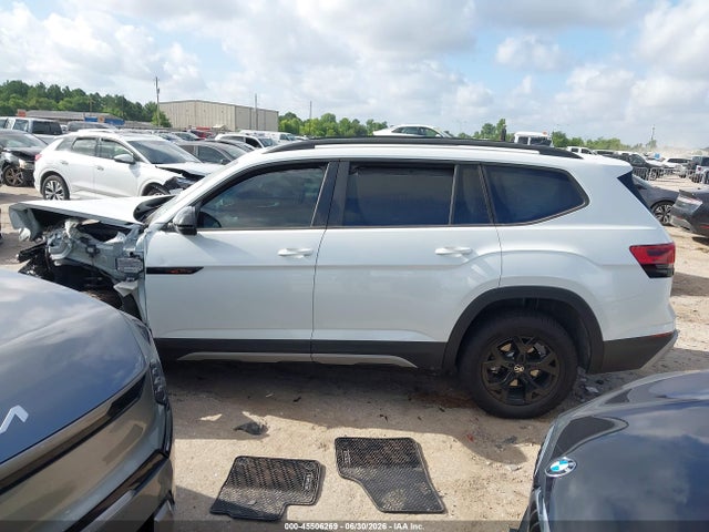 2026 Volkswagen Atlas Peak Edition მანქანა იყიდება აუქციონზე, vin: 1V2CN2CA2TC545083, აუქციონის ნომერი: 45506269