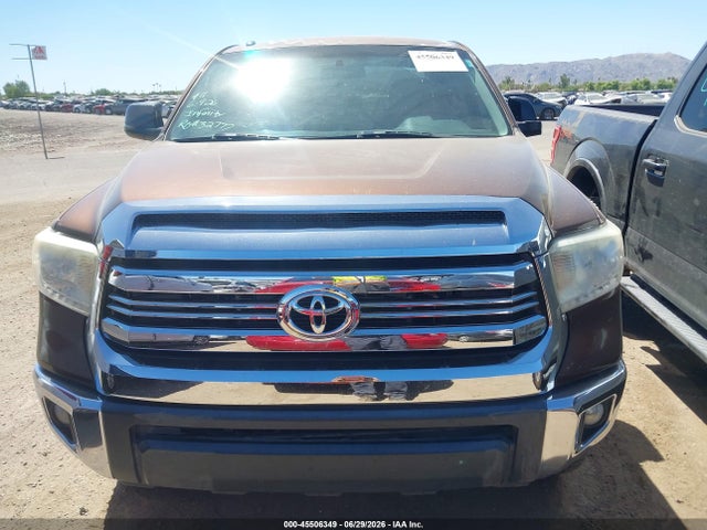 5TFDW5F13GX493798 Toyota Tundra Sr5 5.7l V8