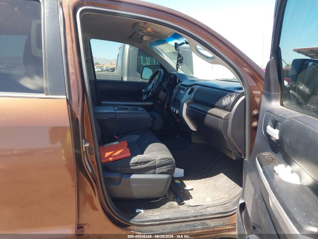 5TFDW5F13GX493798 Toyota Tundra Sr5 5.7l V8