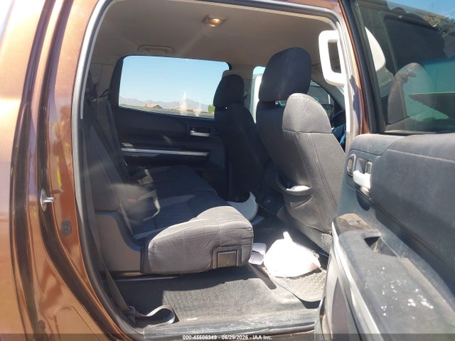 5TFDW5F13GX493798 Toyota Tundra Sr5 5.7l V8
