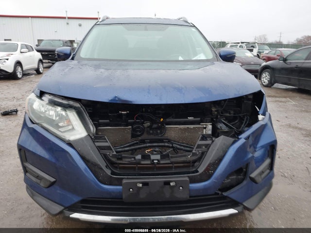 Nissan ROGUE SV 2017 5N1AT2MVXHC769902 Image 13