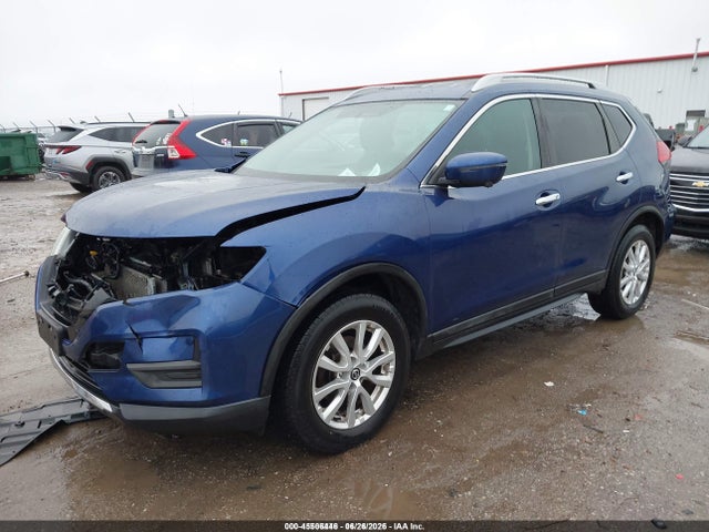 Nissan ROGUE SV 2017 5N1AT2MVXHC769902 Image 2