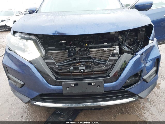 Nissan ROGUE SV 2017 5N1AT2MVXHC769902 Image 6