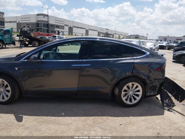 Tesla Model X 100d/75d/p100d 2018 5YJXCDE26JF115647 Image 12