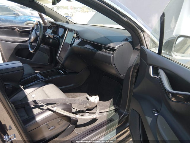 Tesla Model X 100d/75d/p100d 2018 5YJXCDE26JF115647 Image 5