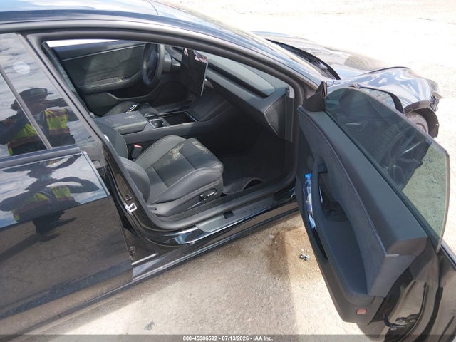 Tesla Model 3 Performance All-wheel Drive 2026 5YJ3E1ET7TF142696 Image 5
