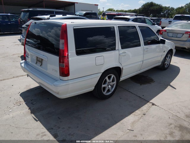 1999 Volvo V70 მანქანა იყიდება აუქციონზე, vin: YV1LW55AXX2621524, აუქციონის ნომერი: 45506696