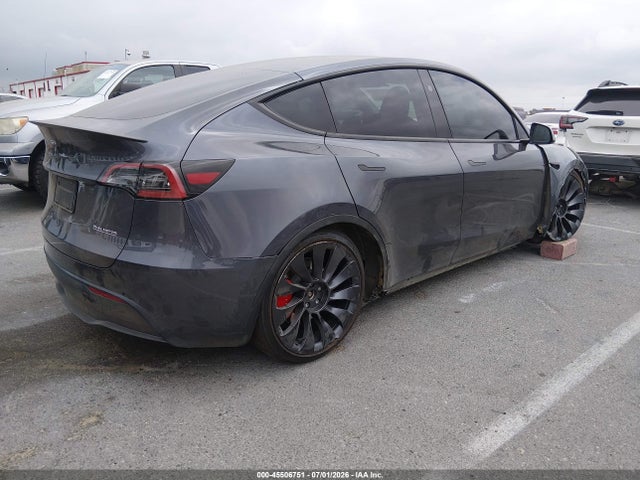 45506751 :رقم المزاد ، 7SAYGDEF1PF838202 vin ، 2023 Tesla Model Y Performance Dual Motor All-wheel Drive مزاد بيع