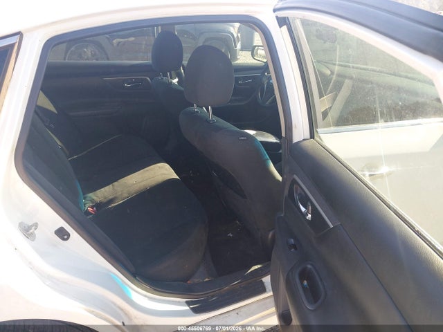 2015 Nissan Altima 2.5/2.5 S/2.5 Sl/2.5 Sv მანქანა იყიდება აუქციონზე, vin: 1N4AL3AP3FC295620, აუქციონის ნომერი: 45506769