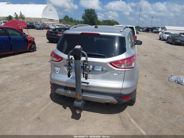 1FMCU9J90FUC79501 Ford Escape Titanium